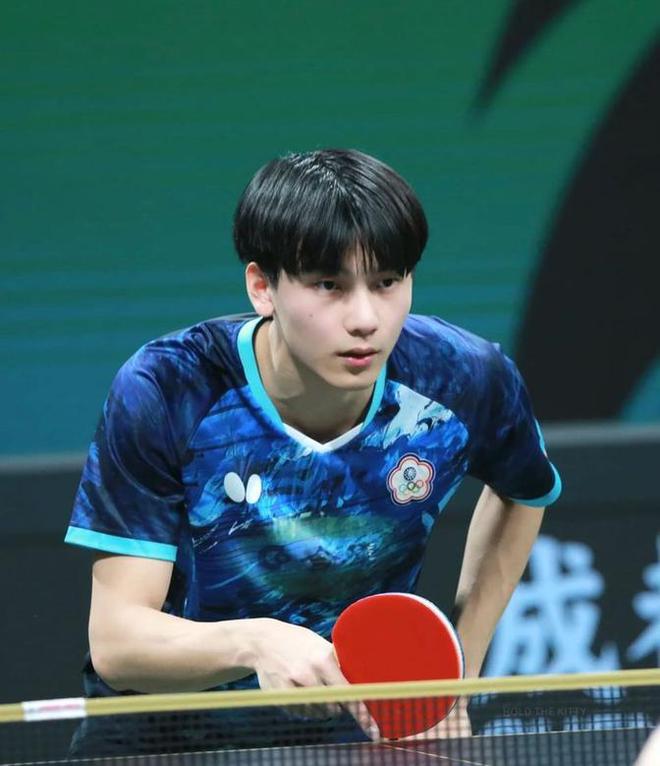 中国天才少年状态低迷决胜局4比11惨败尊龙人生就是博2比3爆冷一轮游！21岁(图2)