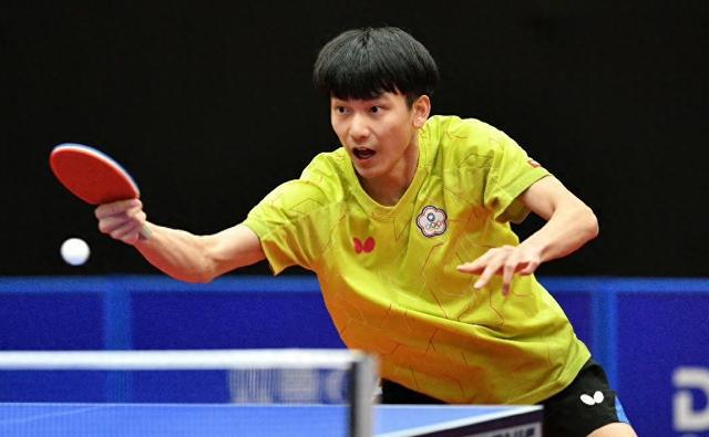 中国天才少年状态低迷决胜局4比11惨败尊龙人生就是博2比3爆冷一轮游！21岁(图4)