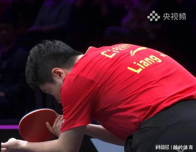 2险胜小勒布伦决胜局8-1开好头 坐等林诗尊龙凯时app平台重庆冠军赛：梁靖崑3-(图3)