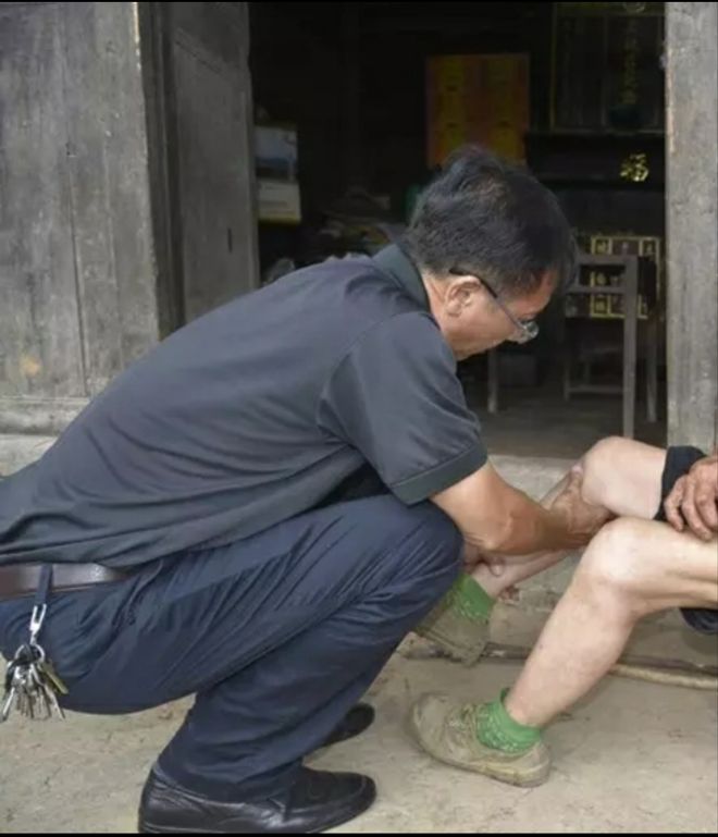 院原书记杨世炎被查外科医生三年前已卸任z6尊龙·中国网站警钟：新晃县人民医(图1)